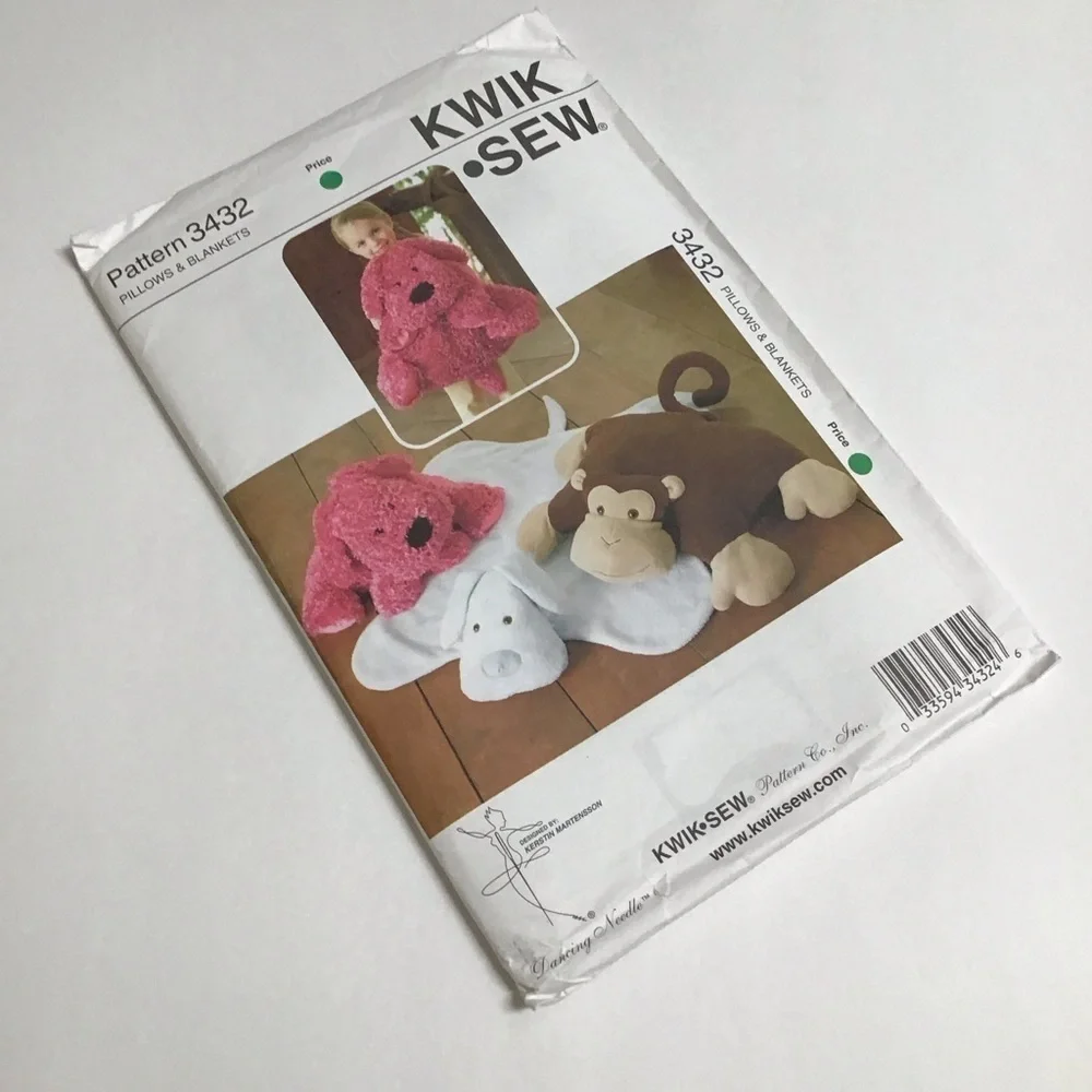 Kwik Sew Child’s PILLOWS BLANKETS Sewing Pattern Dog Monkey 2006 FF UNCUT NEW